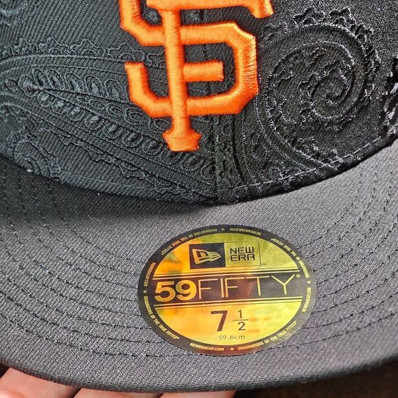 New Era 59Fifty San Francisco Giants Swirl Fitted Hat Black Orange Bandana 7 3/8 - Picture 14 of 14